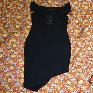 Black Off-Shoulder Asymmetrical Bodycon Dress